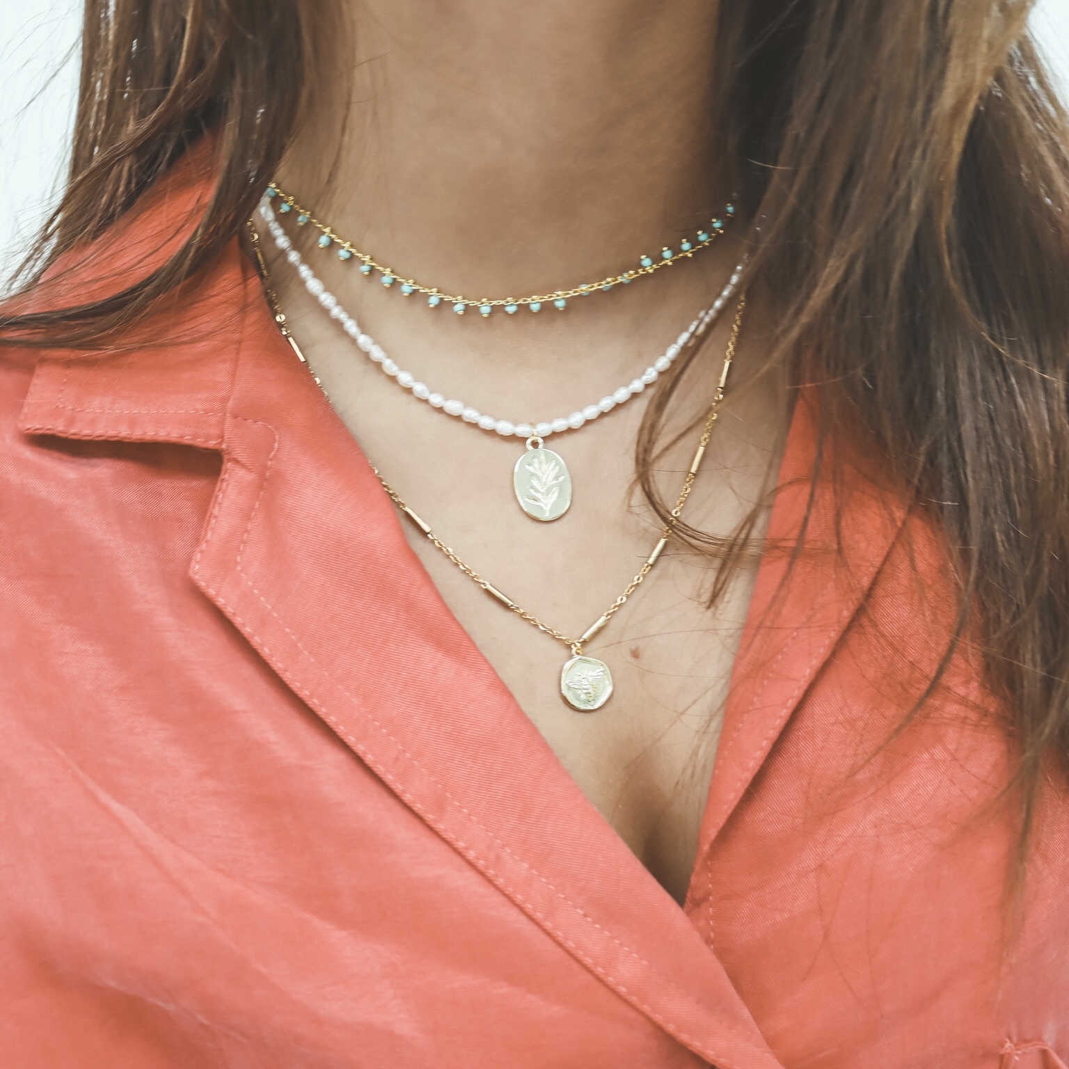 Fine jewelry: turquoise dots choker