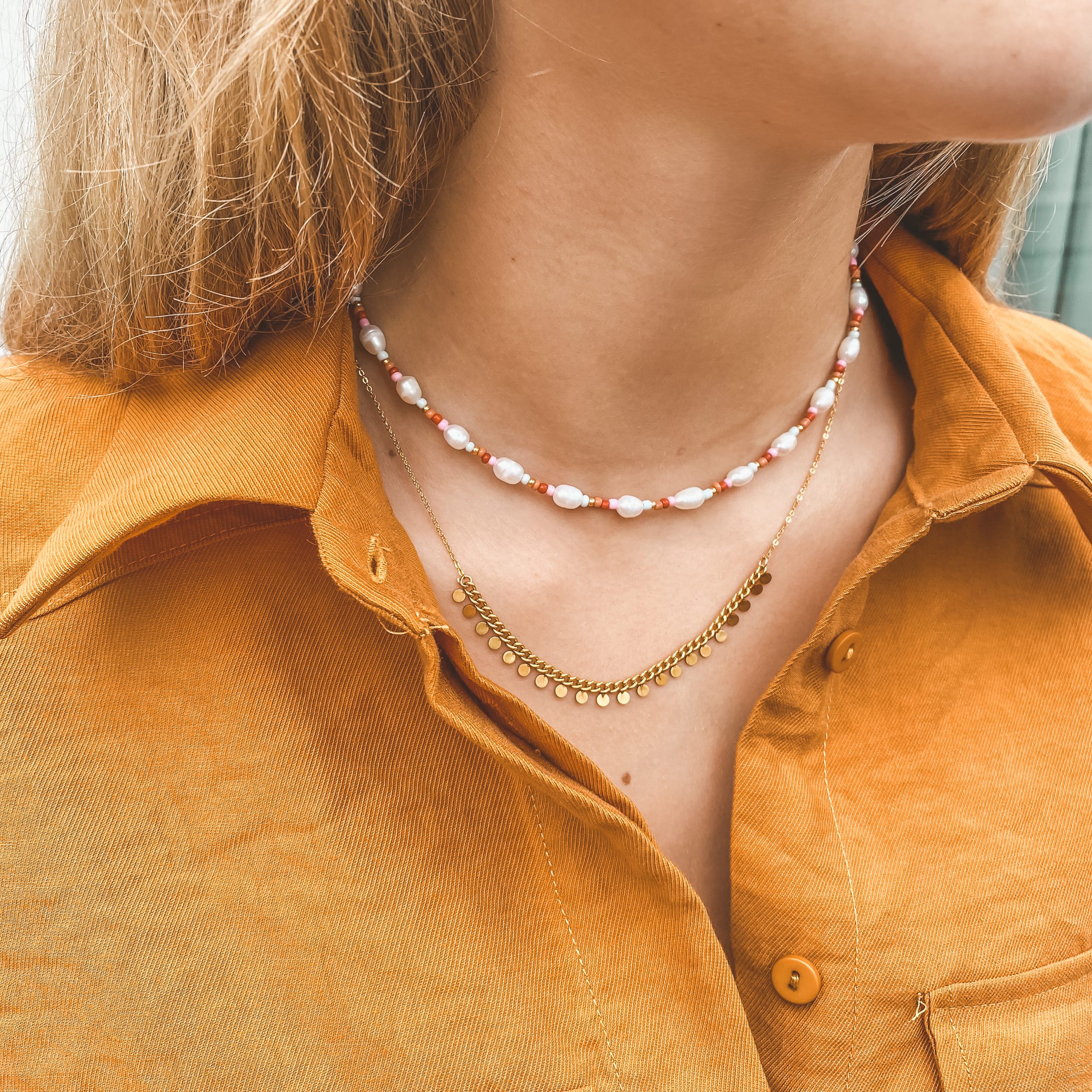 Autumn necklace pearls